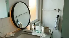 거울 속 피부가 달라졌다면, 노화 신호 4가지와 오늘부터 점검할 루틴