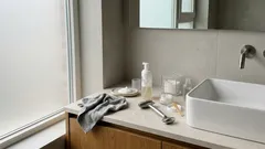 하루 5분 얼굴 마사지 루틴, 세게 말고 부드럽게 탄력 끌어올리기