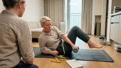 한 달 안에 허리둘레 줄이고 싶다면, 복부 운동 4동작과 함께 챙길 것들