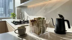 서랍 전쟁 끝, 회전식 펜꽂이로 스틱커피 정리하는 법